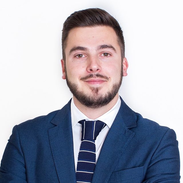 https://www.sgbstudio.it/wp-content/uploads/2018/11/paolocaprari640x640-640x640.jpg