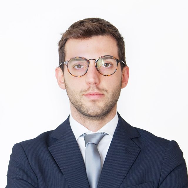 https://www.sgbstudio.it/wp-content/uploads/2018/12/simone-baldini-640x640-640x640.jpg